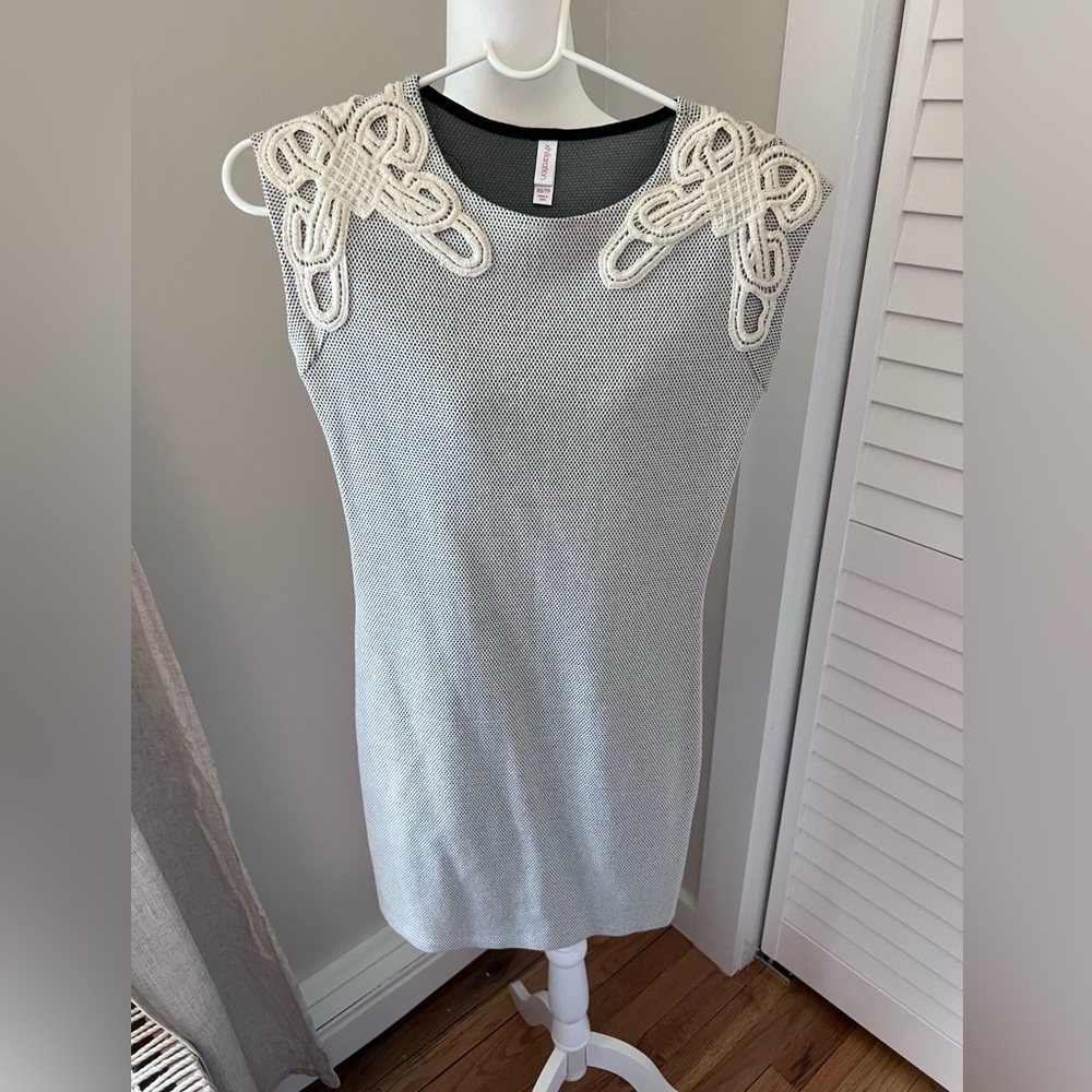 Women’s knit dress